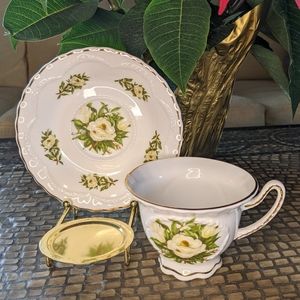 🫖 Magnolia Tea Cup & Saucer